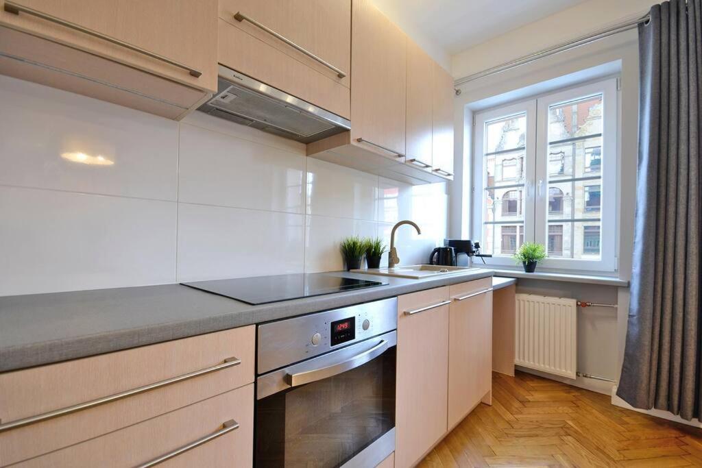 Z Apartment On Town Hall - Rynek Ratusz - 2 Rooms Wrocław Exteriör bild